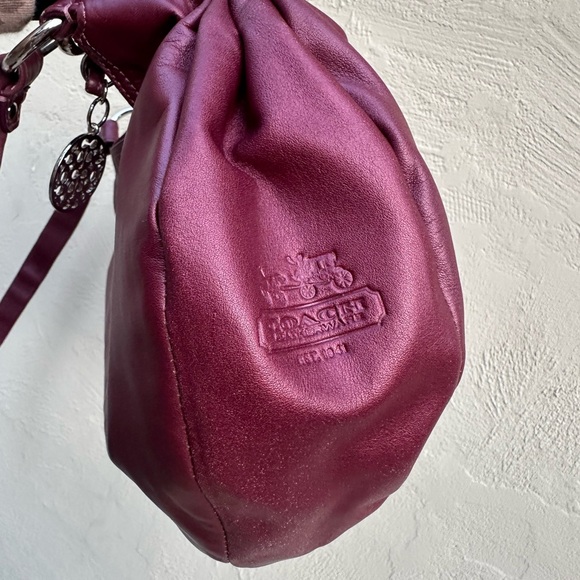 🍠Coach Ali 2 Way Convertible Hobo/ Crossbody Metallic Burgundy F13708 🍠 - Picture 8 of 10